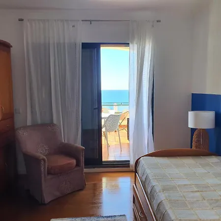 Apartamento Luzia's - 2 Bedroom Sleeps 4